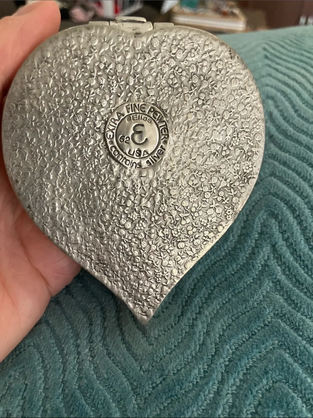 dELiA*s Heart-Shaped Pewter Picture Frame - Silver